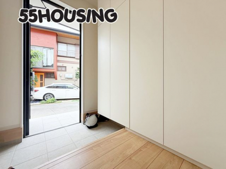 ���ց@-