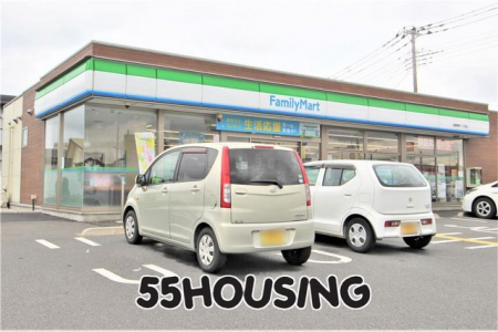 ���ӊ��@�t�@�~���[�}�[�g��Γ����꒚�ړX �k��10���B 800m
