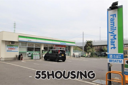���ӊ��@�t�@�~���[�}�[�g�v���v��X �k��5���B 400m