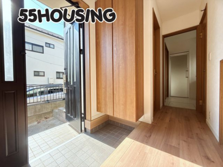 ���ց@-