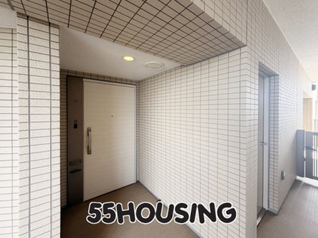 ���ց@-