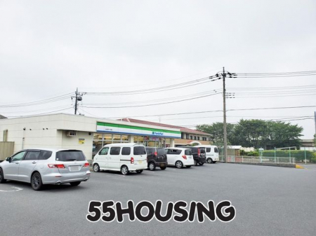 ���ӊ��@�t�@�~���[�}�[�g�k�{�Όˈ꒚�ړX �k��7���B 557m
