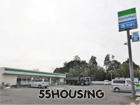 ���ӊ��@�t�@�~���[�}�[�g�������ܑ�a�c�X �k��5���B 370m
