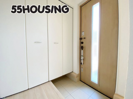 ���ց@-