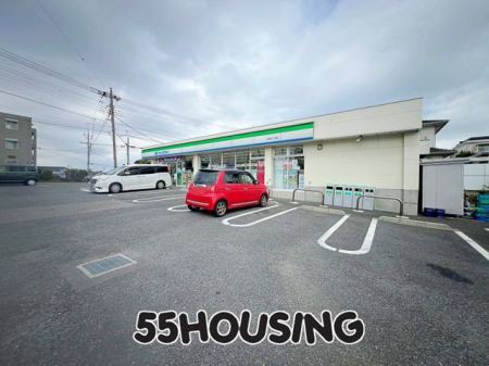 ���ӊ��@�t�@�~���[�}�[�g���Y�a�O���ړX �k��7���B 500m