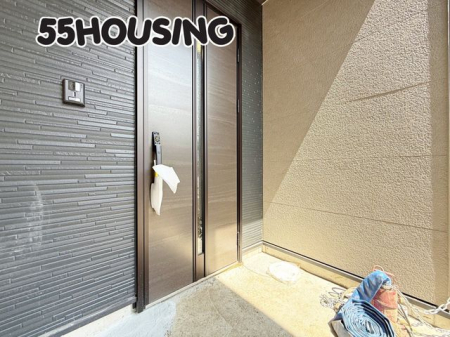 ���ց@-