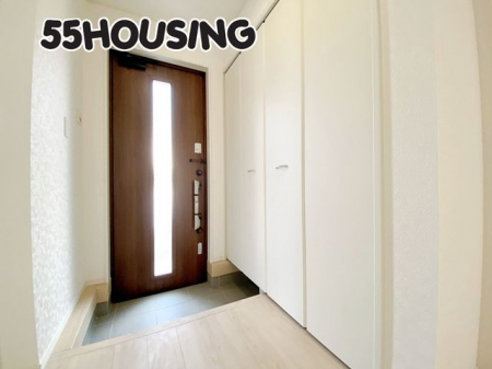 ���ց@-