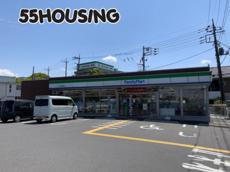 ���ӊ��@�t�@�~���[�}�[�g������Y�ʂ�X �k��12���B 900m