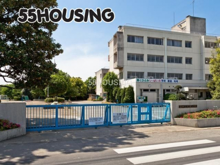 ���ӊ��@�@�c�s�����l�쏬�w�Z �k��8���B 570m