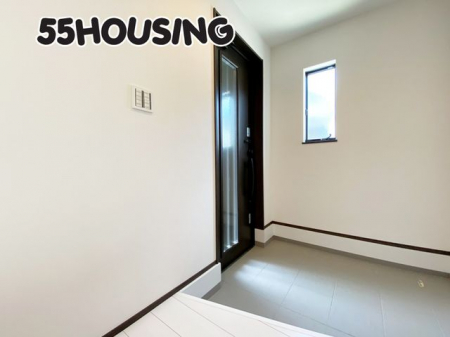 ���ց@-